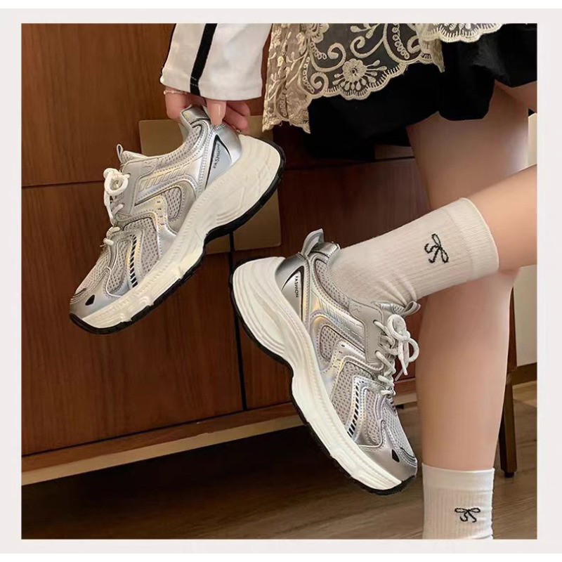 รองเท้าผ้าใบผู้หญิงสไตล์ Unky  - Sewing Net บทวิจารณ์และราคา