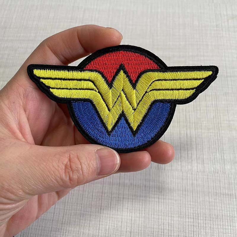 W ตัวอักษรตัวอักษรสัญลักษณ์ปัก - Velcro Sew On บทวิจารณ์และราคา